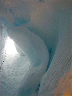 Rope to climb up out of the ice cave