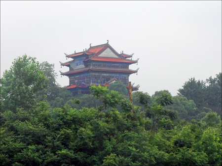 Luozhu Temple